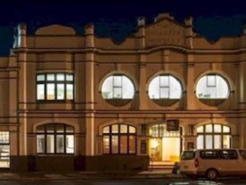 The Cornwall Historic Hotel Launceston Dış mekan fotoğraf